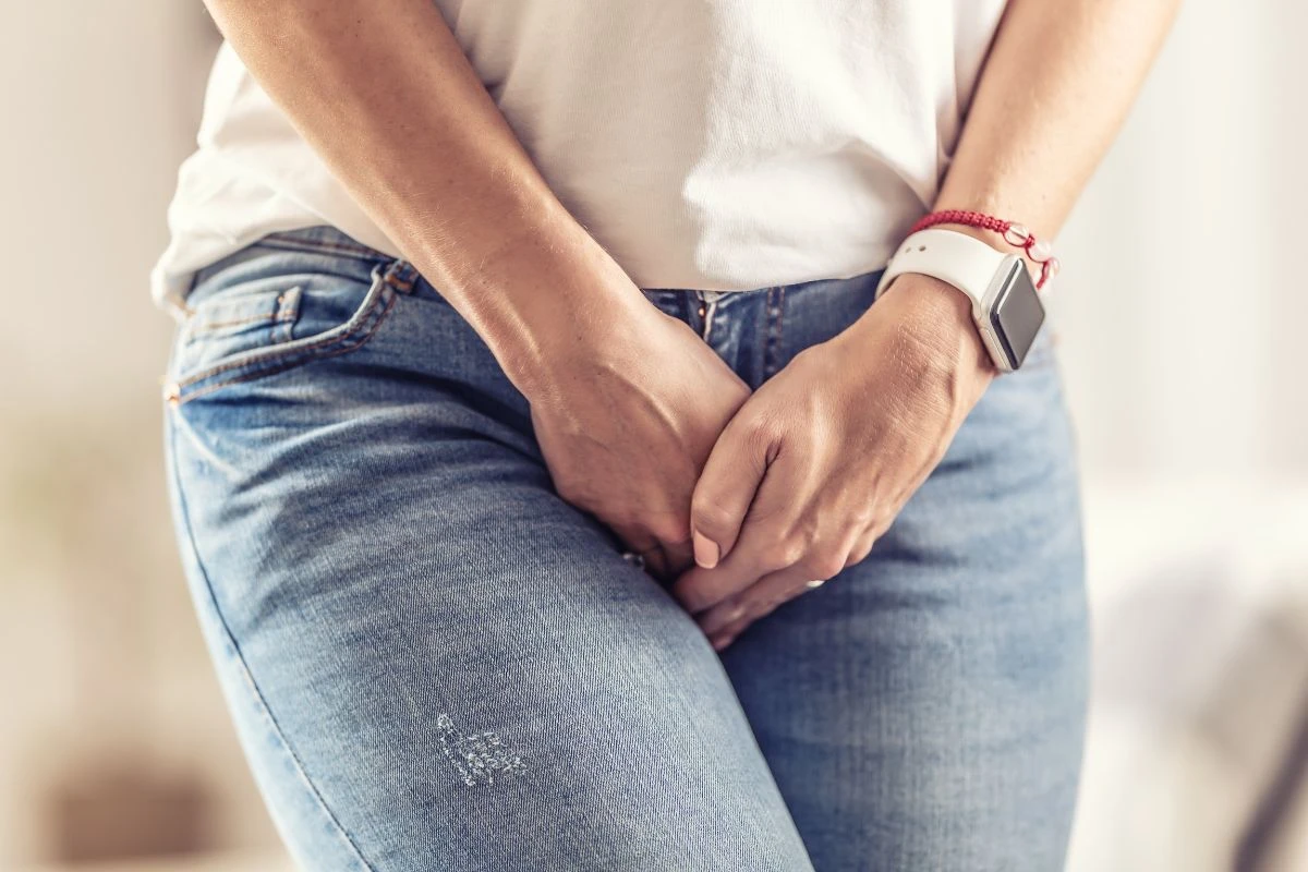 Peegasm: segurar o xixi por prazer pode custar caro à saúde