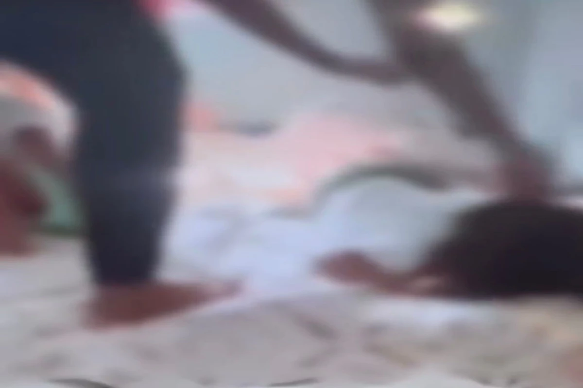 ES: vídeo mostra cuidadoras de “hotelzinho” maltratando crianças