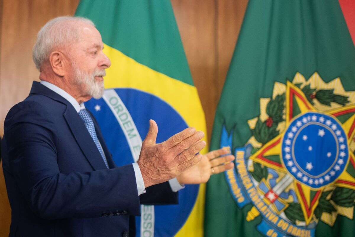 No pior momento do seu governo, Lula se reelegeria com folga