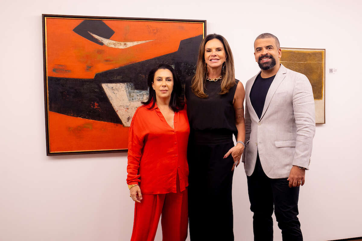 Abertura da exposição da Blombô reúne convidados na Cerrado Galeria