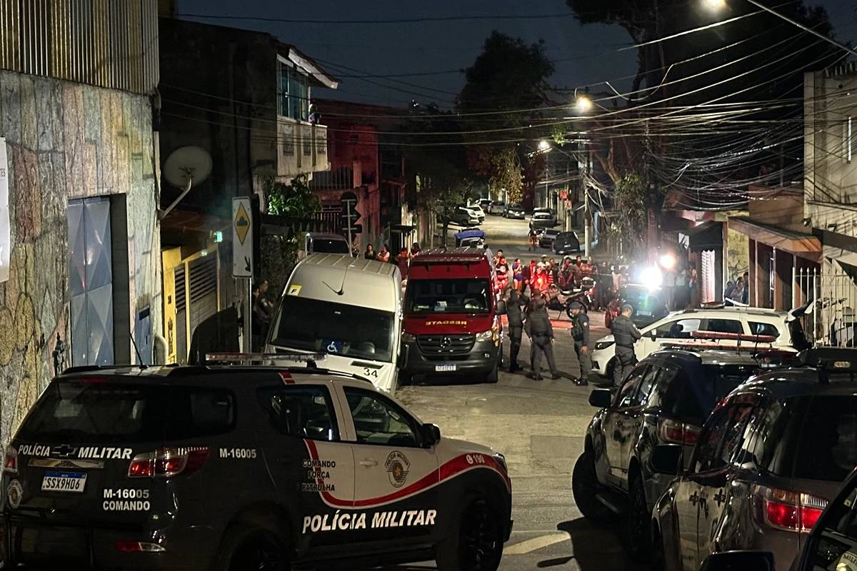 Homem mantém esposa refém há 5h em São Paulo: “Possível traição”