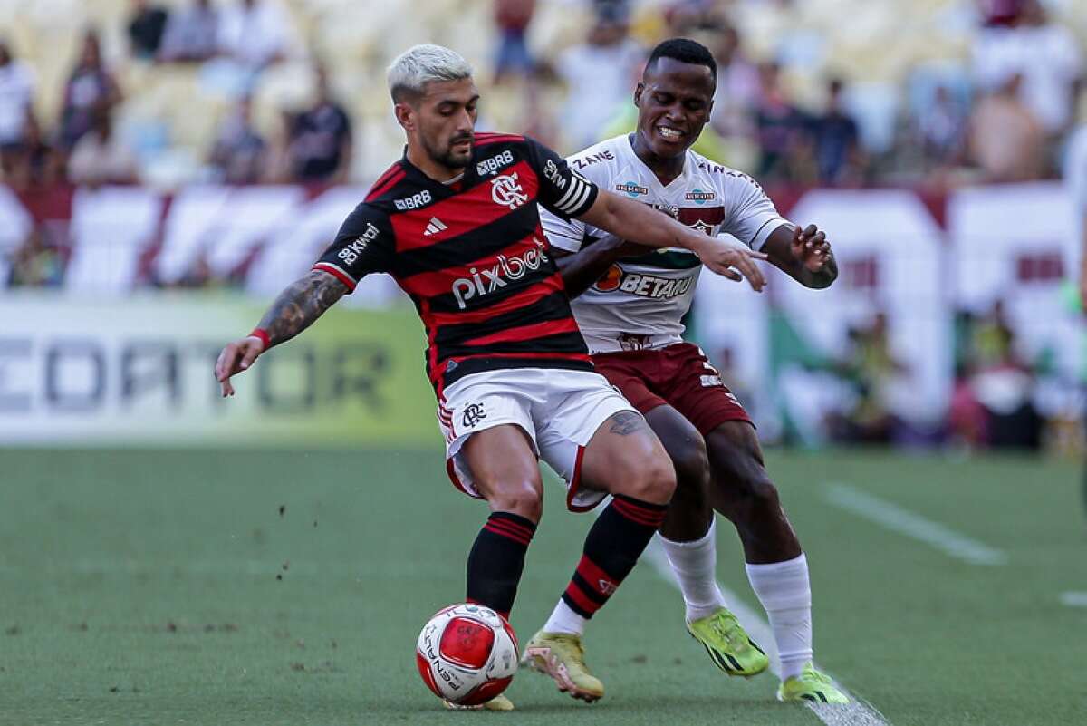 Após vitórias importantes, Fluminense e Flamengo duelam no Carioca