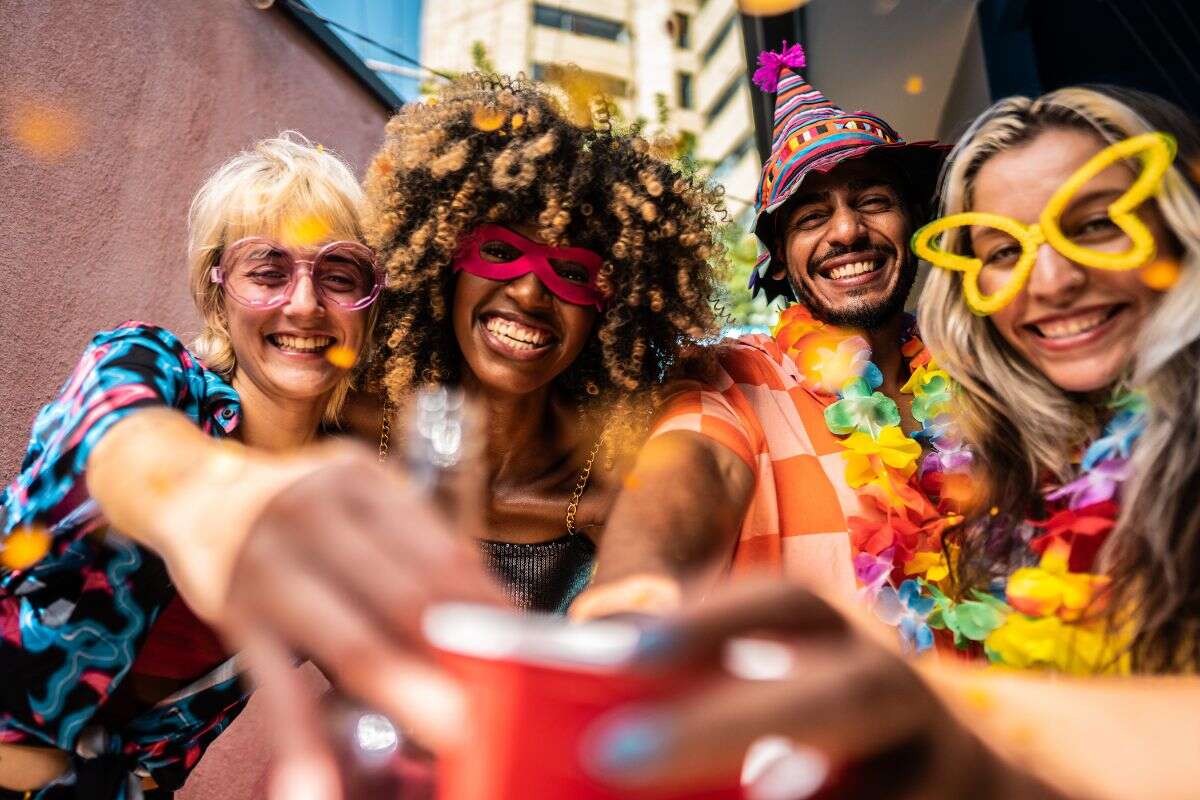 Bloco da boa forma: como equilibrar diversão e saúde no Carnaval