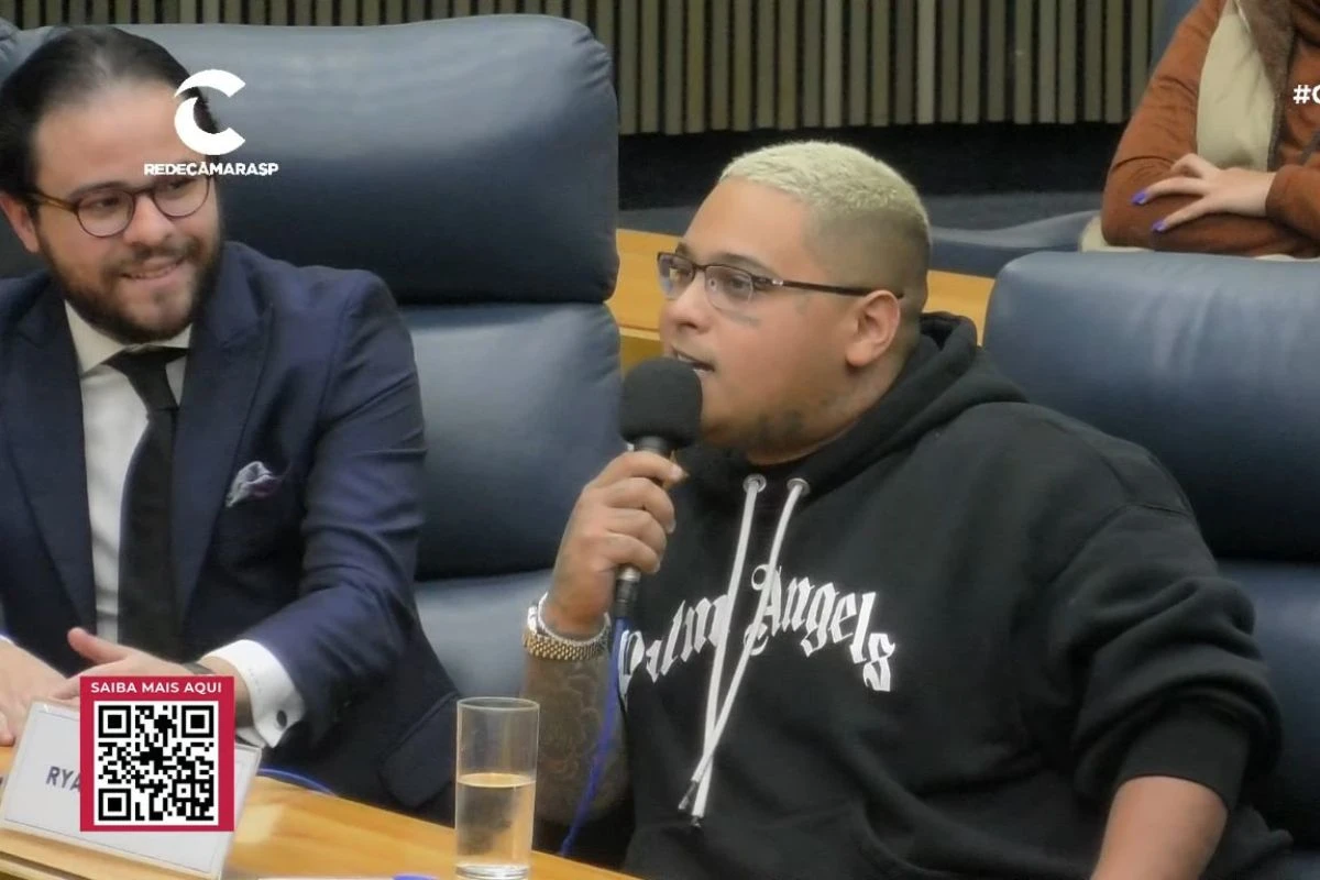 Vídeo: MC Ryan canta música sobre Cracolândia na CPI dos Pancadões