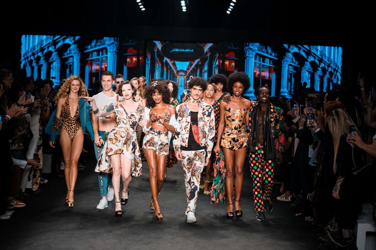 São Paulo Fashion Week 30 anos: evento anuncia datas de 2025. Confira!