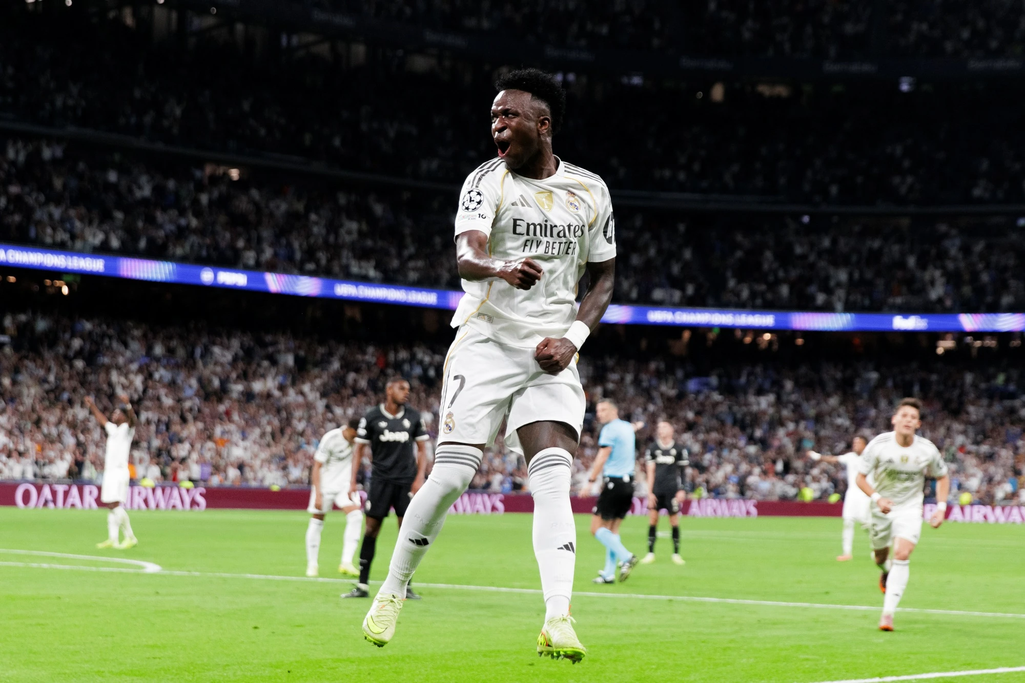 Real Madrid recebe Valencia para disparar na liderança do Espanhol