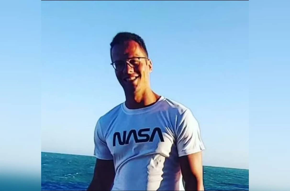 Empresário morre após aspirador de pó explodir e pegar no rosto dele