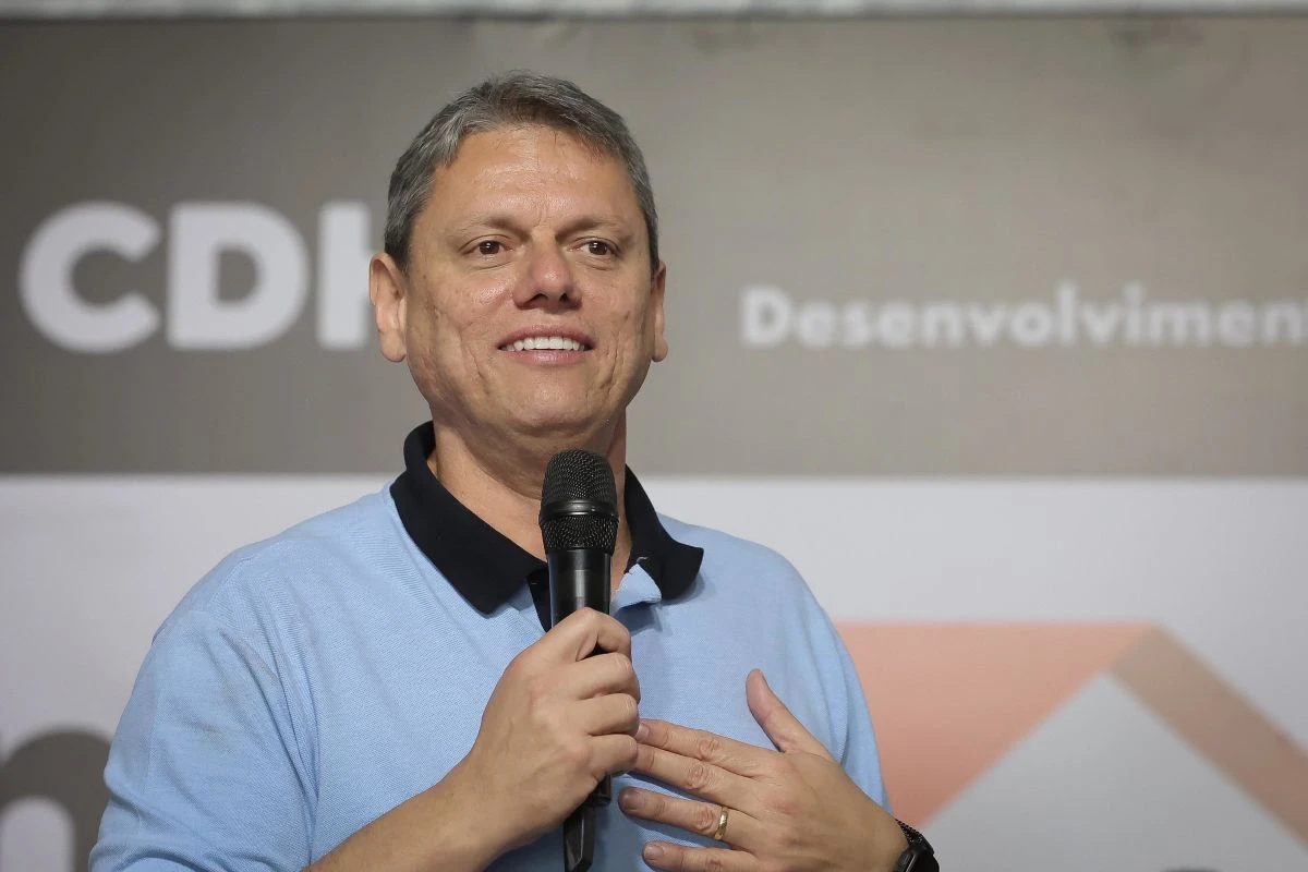 Tarcísio anuncia liberar crédito de ICMS a impactados pelo tarifaço