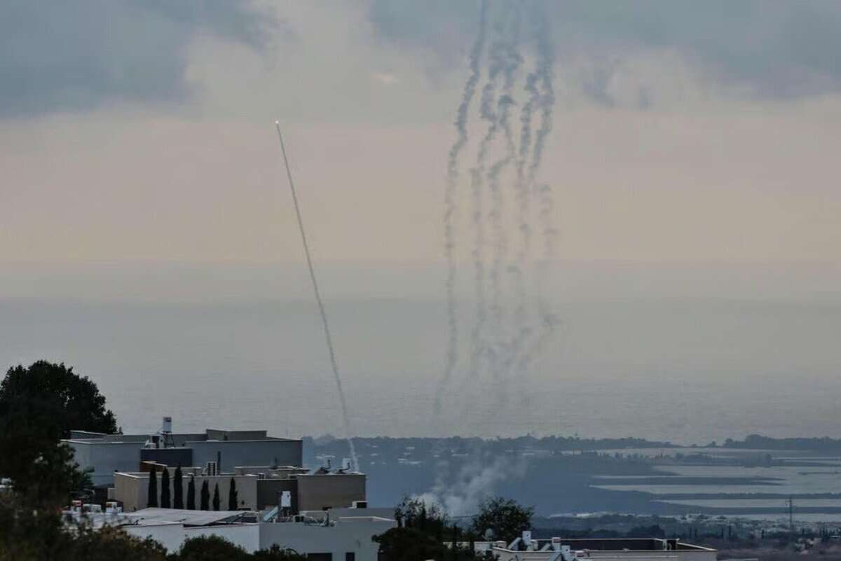 Israel lança ataques no Líbano após interceptar foguetes