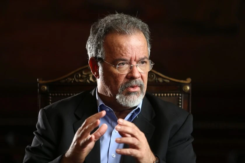 Um doutor da política nacional (por Felipe Sampaio)