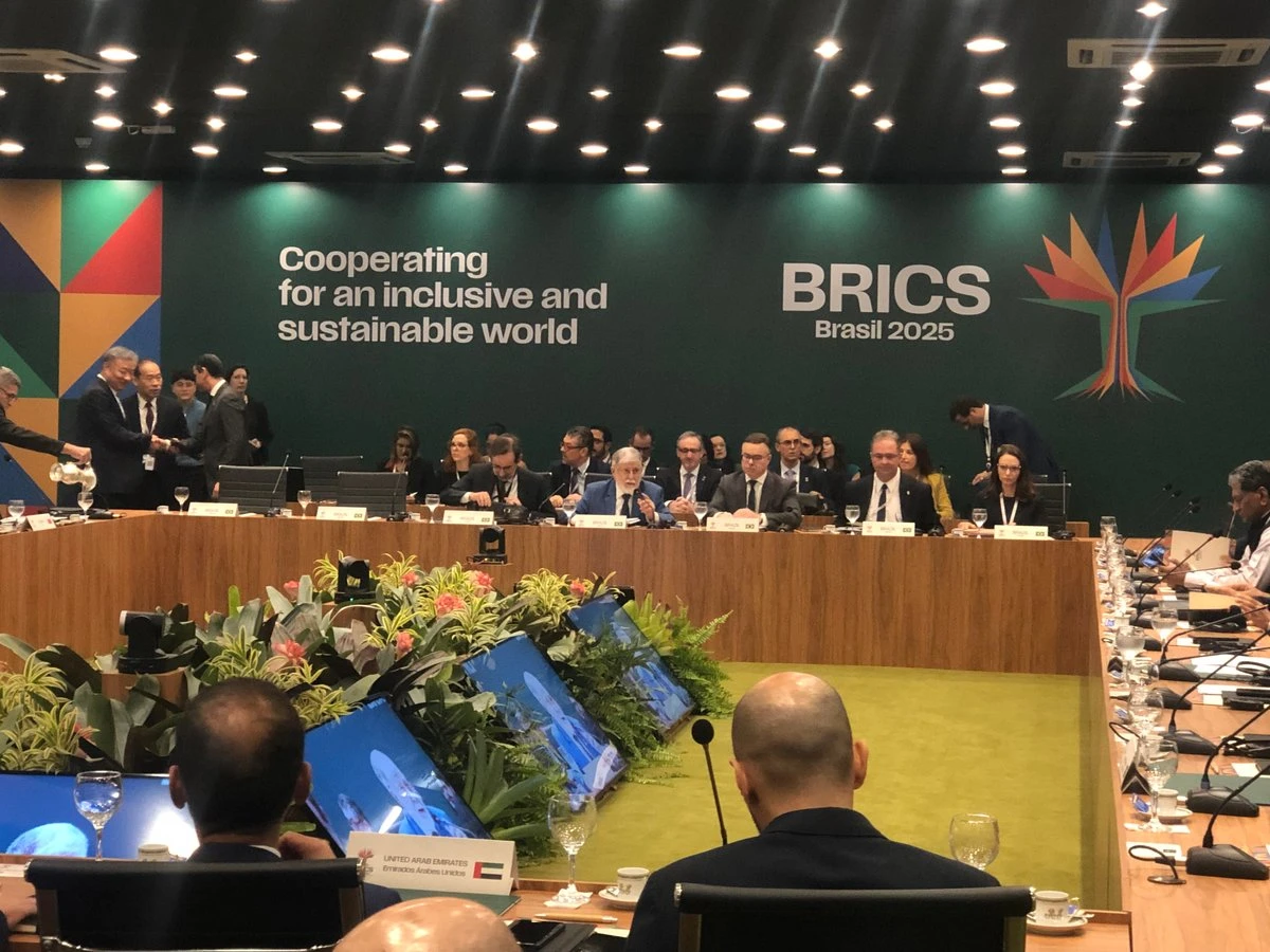 Em Brasília, Brics discutem papel na nova ordem da segurança global