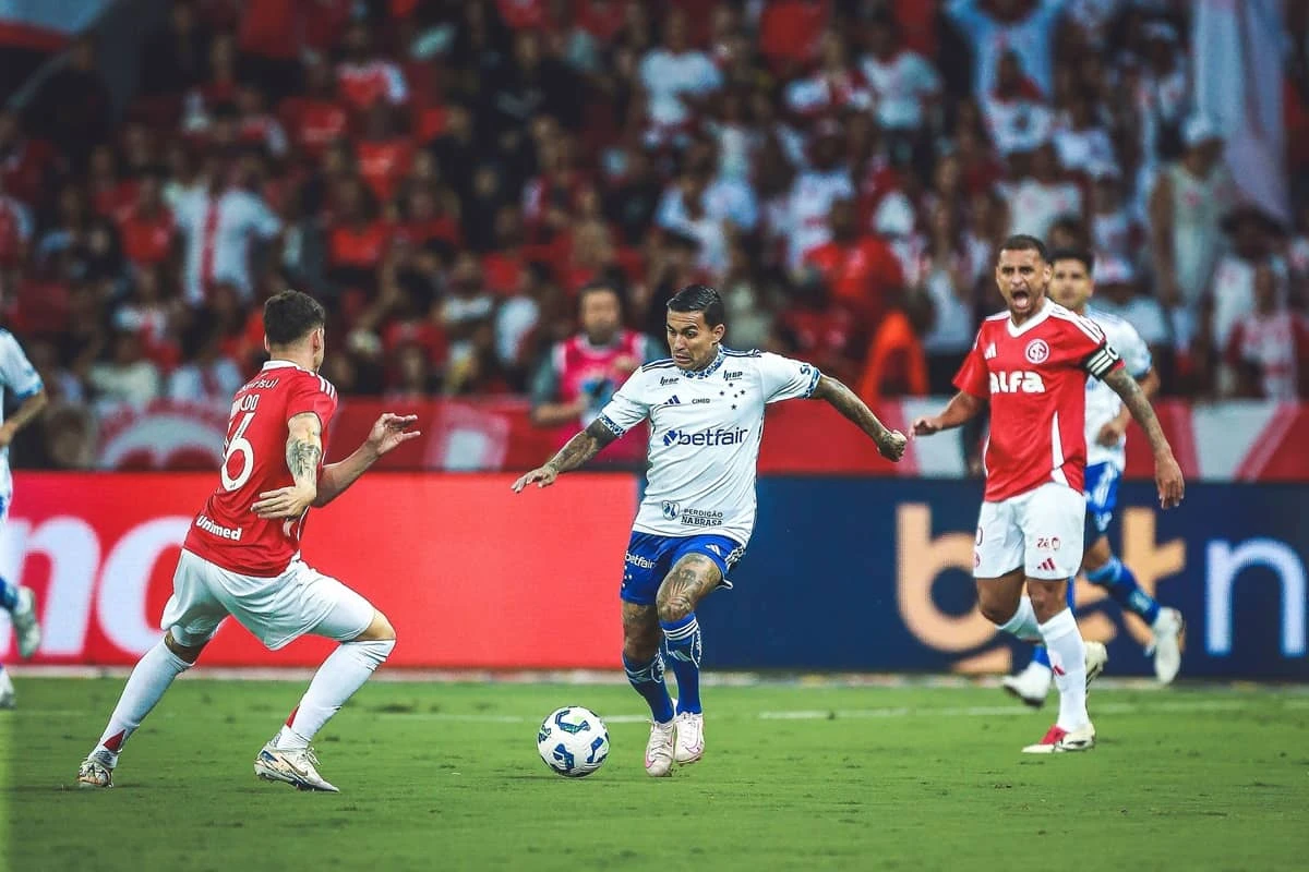 Cruzeiro x Internacional: Colorado defende invencibilidade no Mineirão