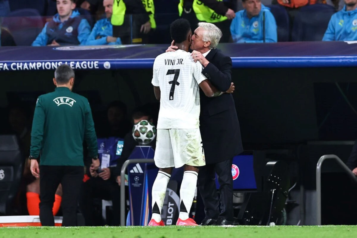 Vini Jr. se declara para Ancelotti em despedida: “Te espero no Brasil”