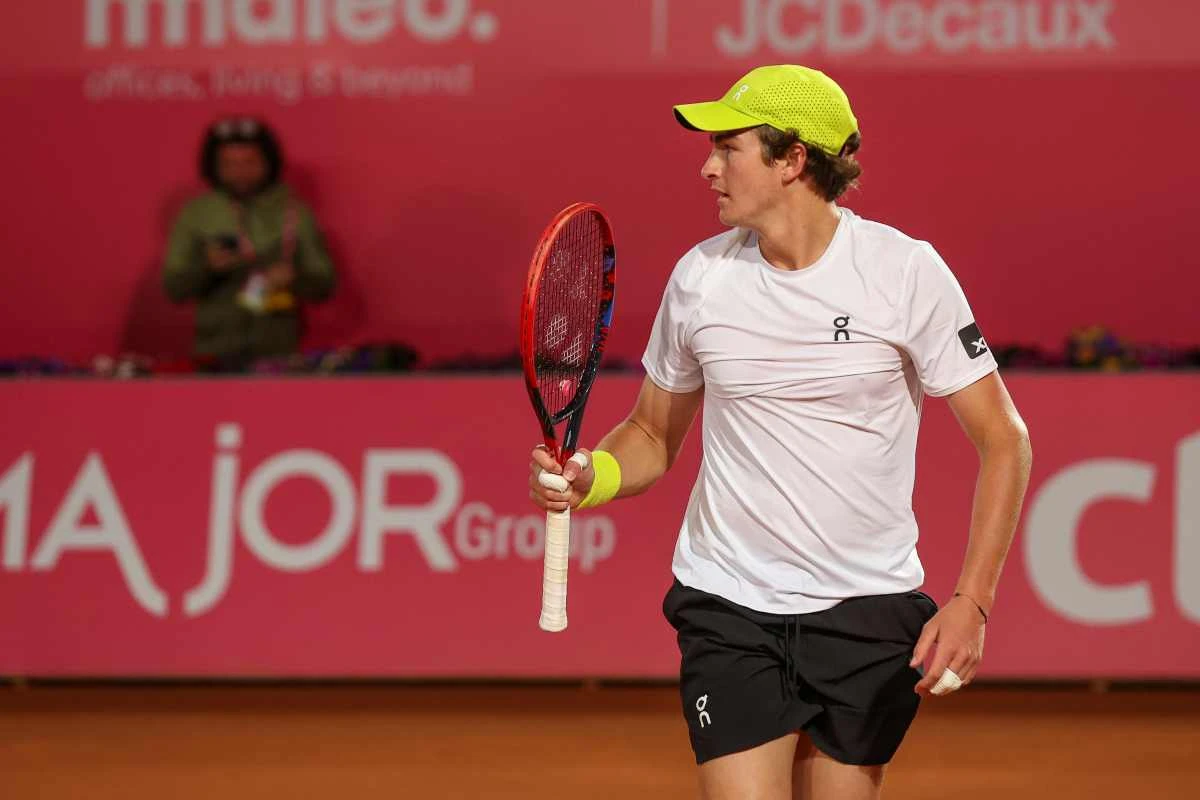 João Fonseca estreia em Roland Garros contra polonês neste domingo
