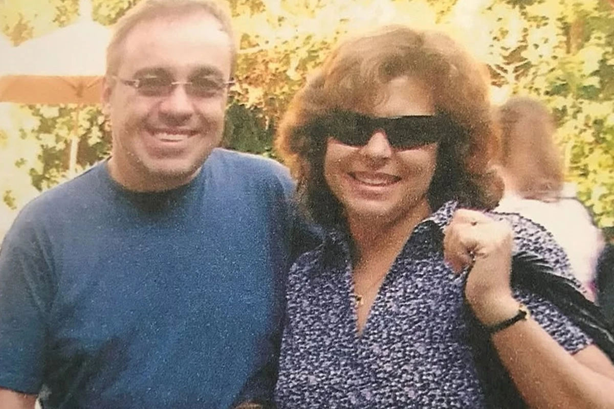 “Que saudade”, desabafa Rose Miriam no aniversário de Gugu Liberato