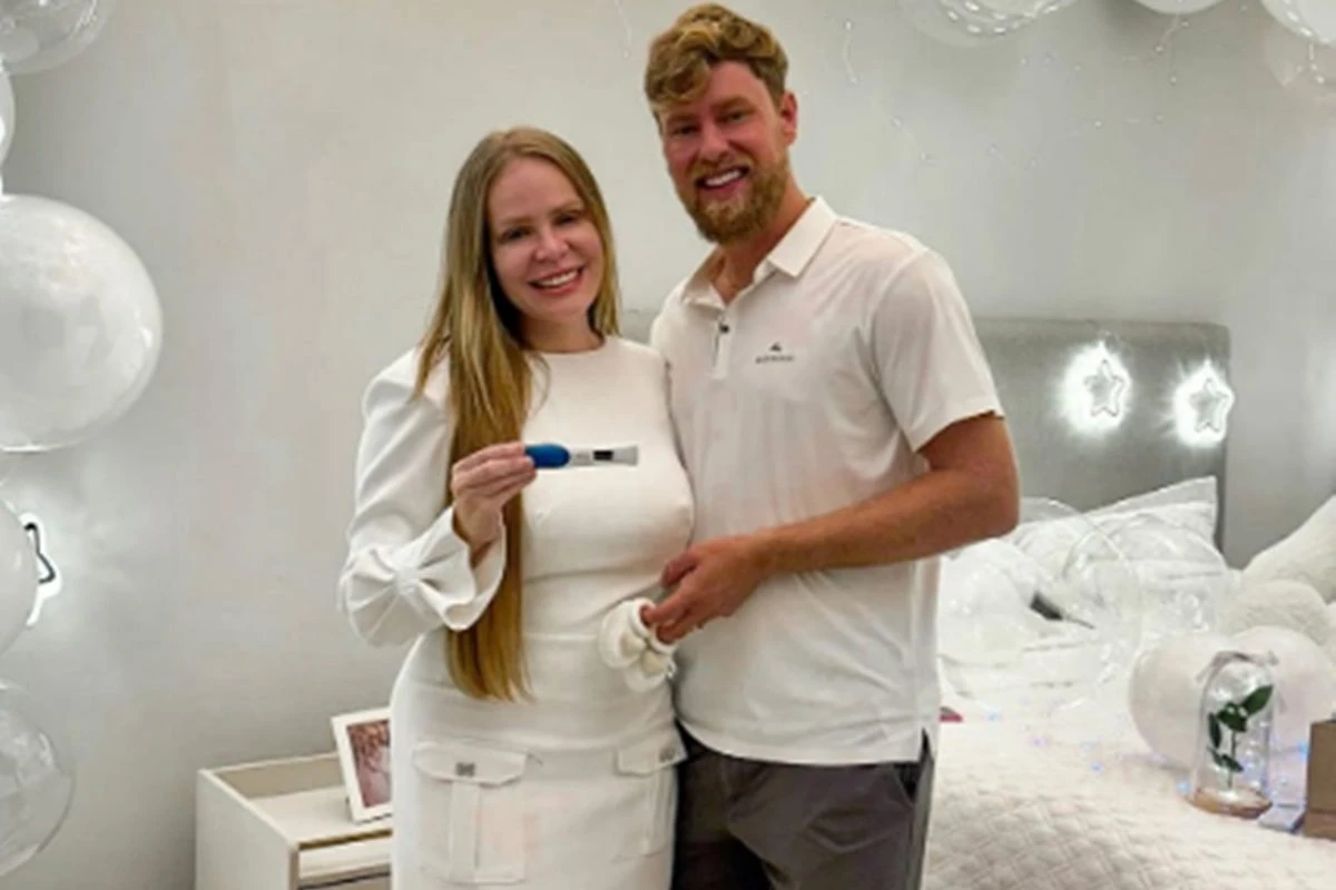 Vídeo: Paulinha Leite mostra reação do marido ao revelar gravidez