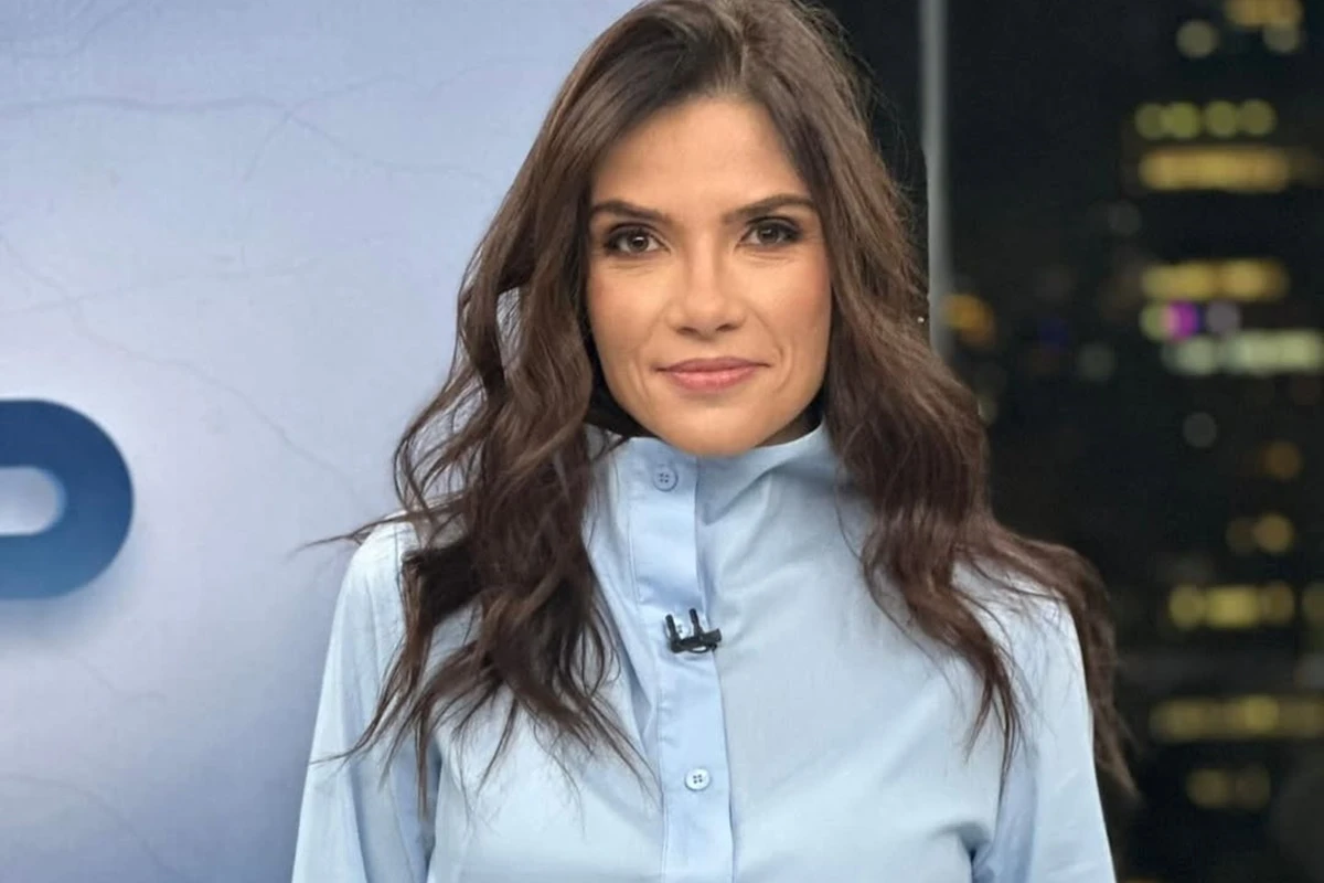 Sabina Simonato deixa áudio vazar ao vivo durante telejornal