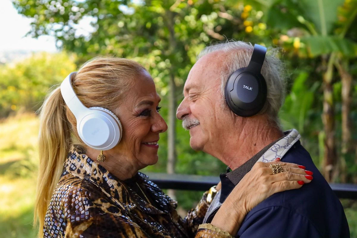 Campanha de dia dos namorados reforça as conexões que brindam o amor