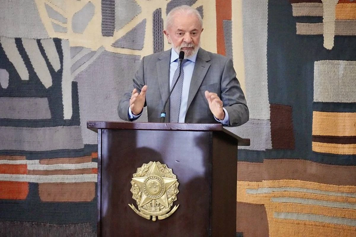 Lula defende Rui em meio a crise por vazamento de conversa com Xi