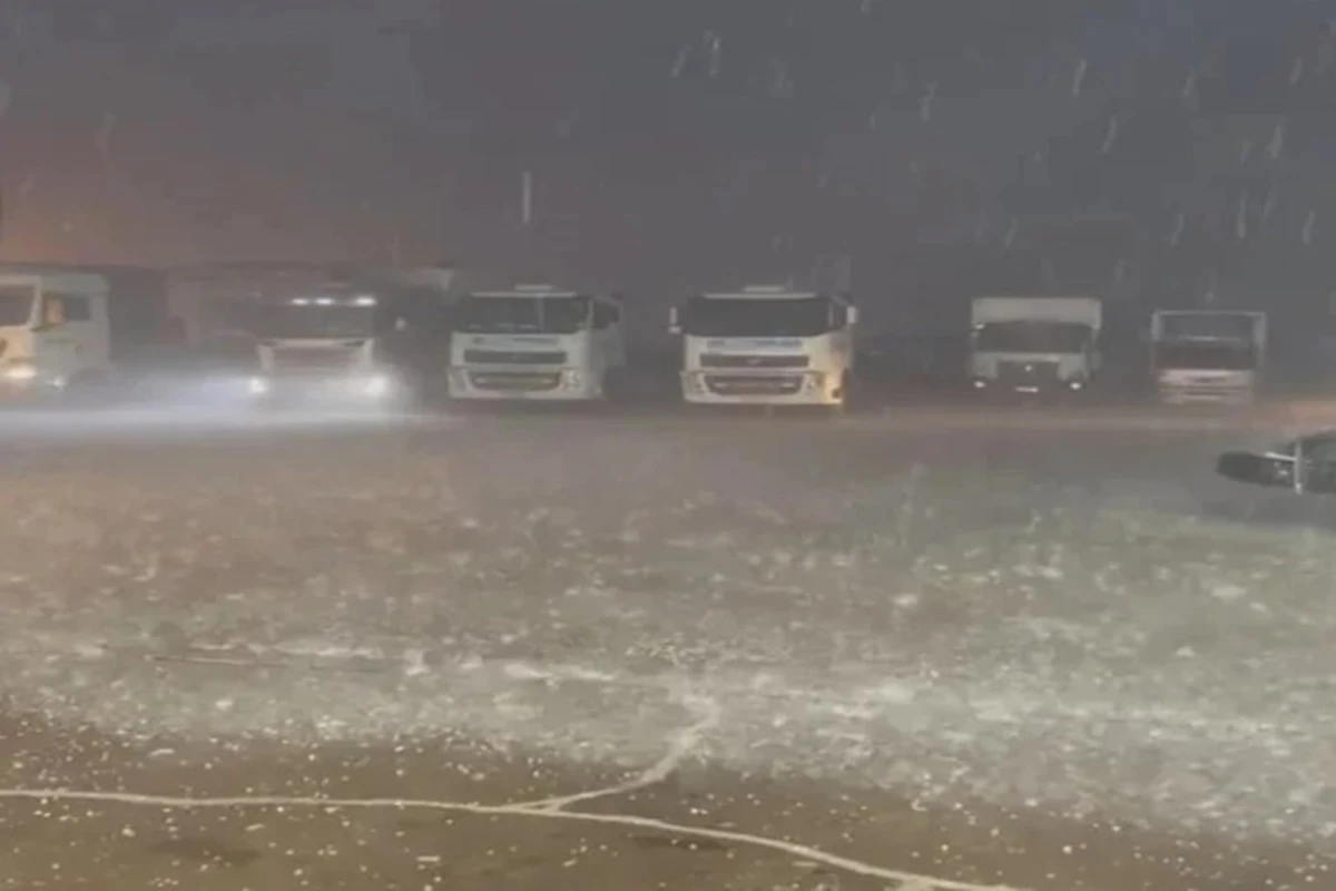 Chuvas acima da média, granizo e ventos deixam RS em alerta. Vídeo