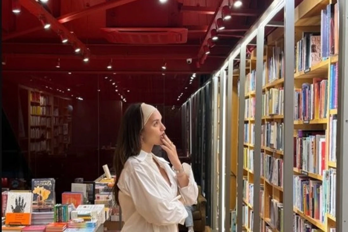 Rafa Kalimann se defende após gastar R$10 mil em livros decorativos