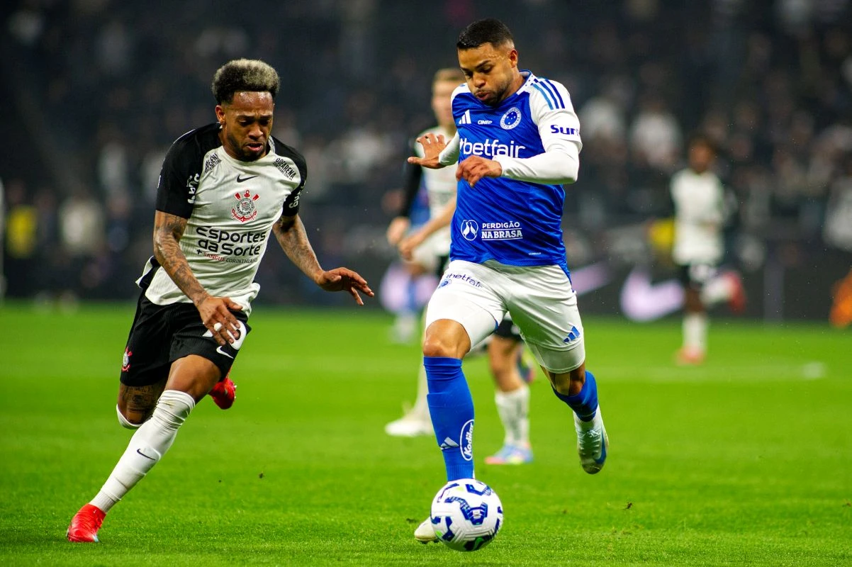 Líder Cruzeiro não sai do 0 contra o Corinthians pelo Brasileirão