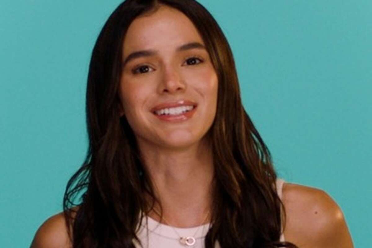 Após repercussão de curtida, nova atitude de Marquezine chama atenção