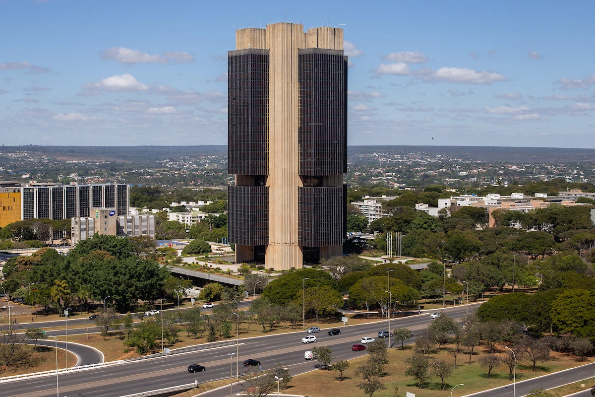 Focus: mercado financeiro sobe projeção do PIB de 2025 para 2,14%