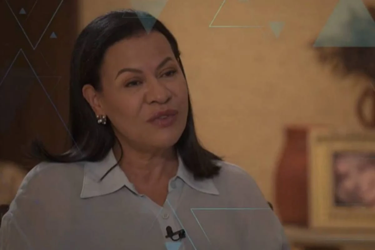 “Havia convivência”, diz Dona Ruth ao falar de Murilo Huff