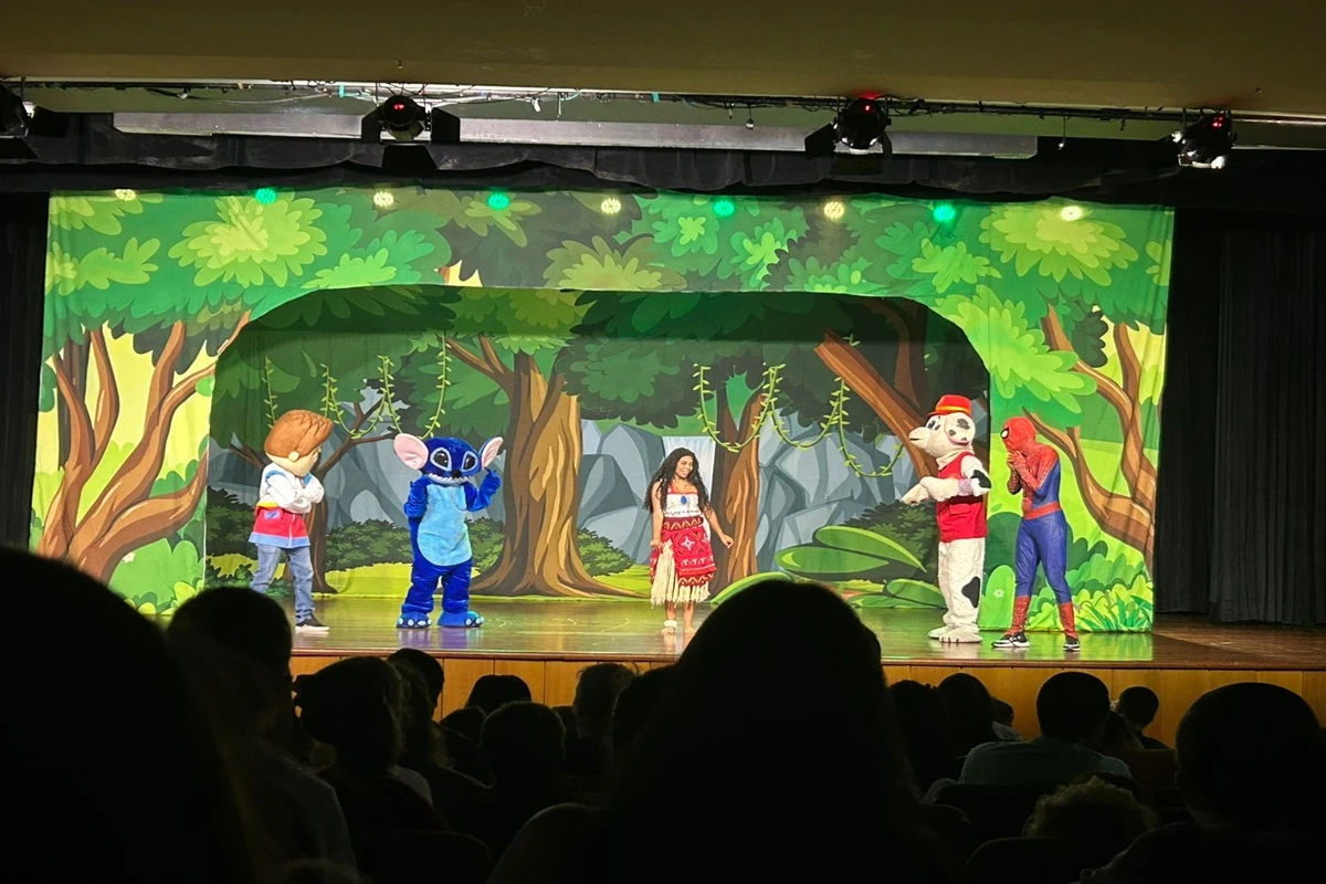 Salada de personagens em teatro frustra crianças e deixa pais pistolas