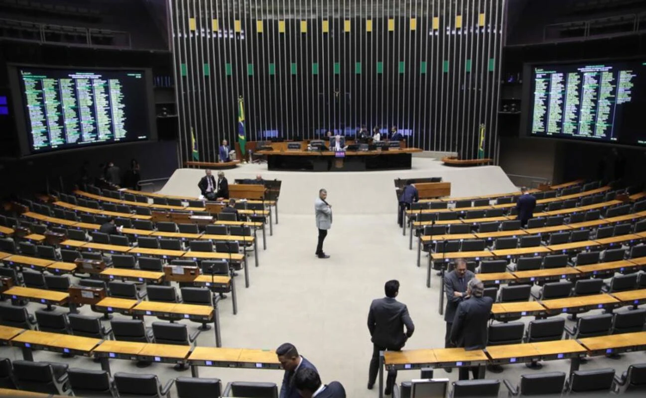 Saiba quais partidos serão afetados pela limitação de ações no STF