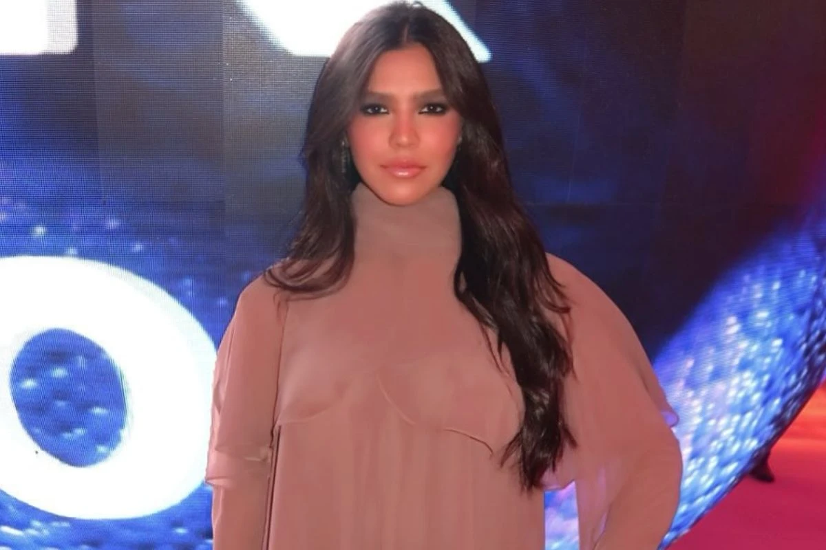 Duda Guerra causa polêmica com look em festa de Virginia; veja foto