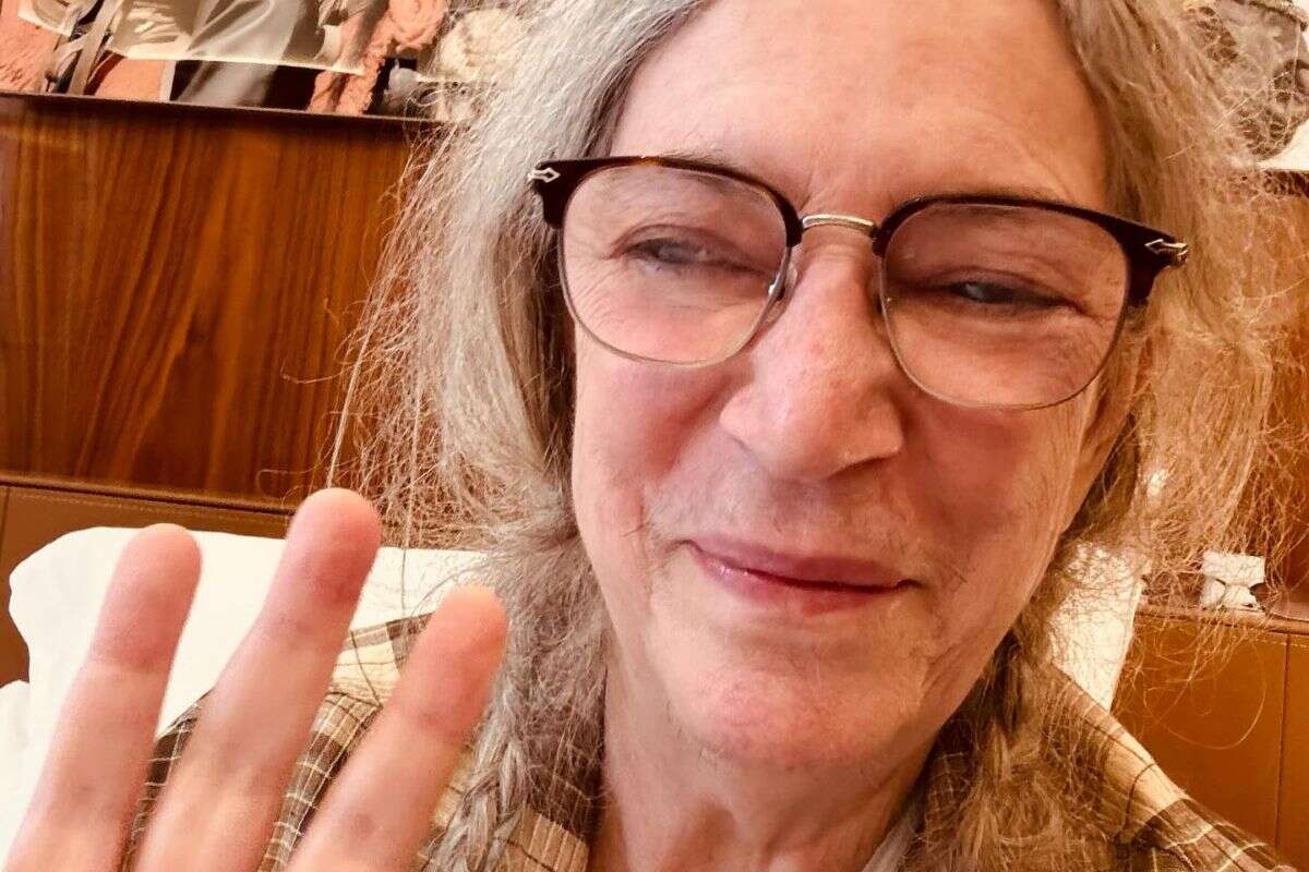 Após desmaiar no palco, 2º show de Patti Smith em SP é confirmado