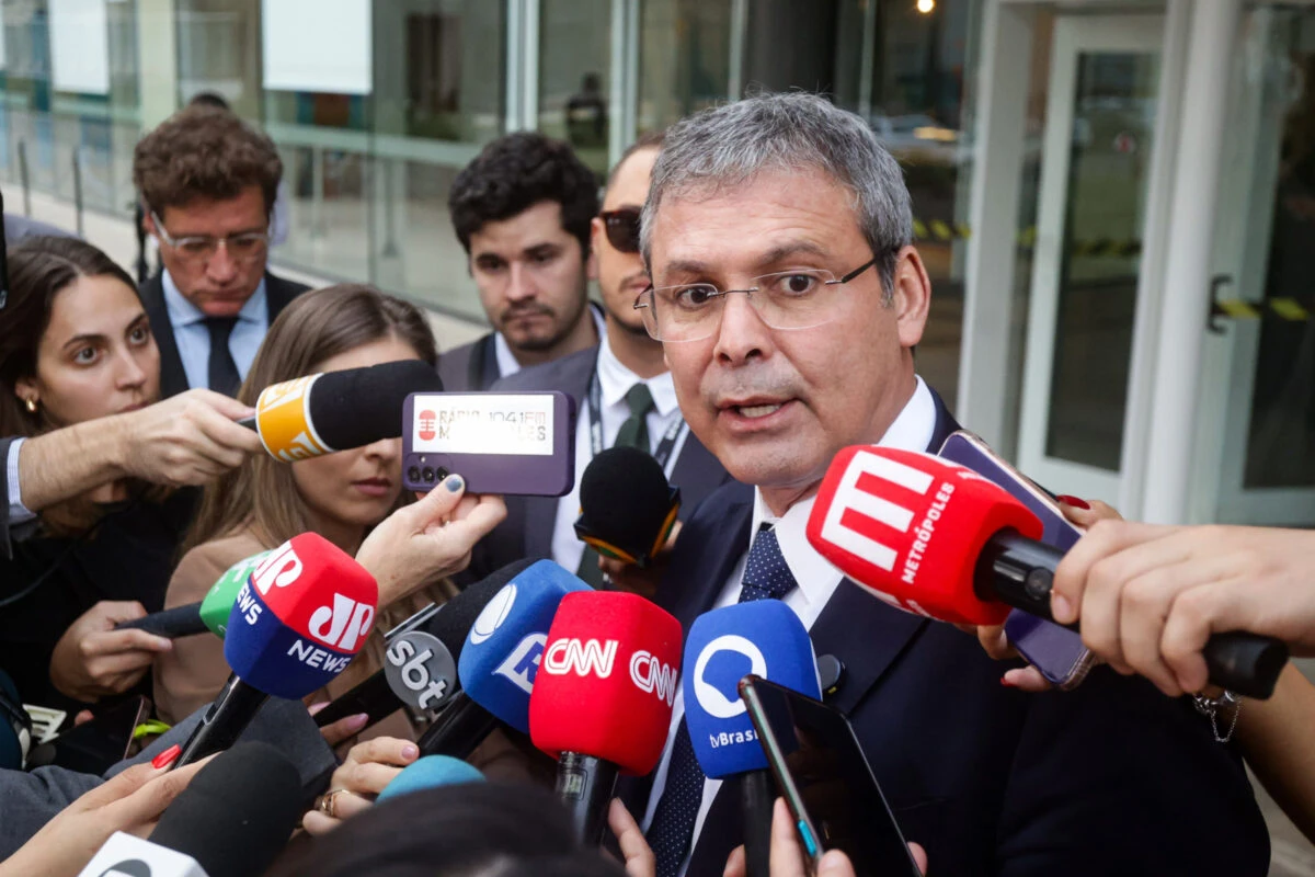 Líder do PT rebate União e PP sobre IOF: não é aumento de imposto