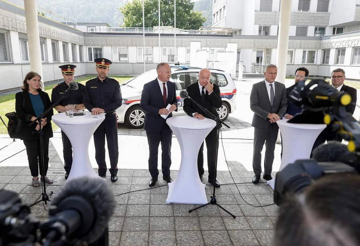 Áustria: atentado matou 6 mulheres e 3 homens; atirador se suicidou