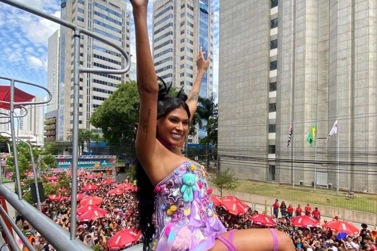 Feriado de Carnaval tem blocos, visita à lápide de Eunice Paiva e mais