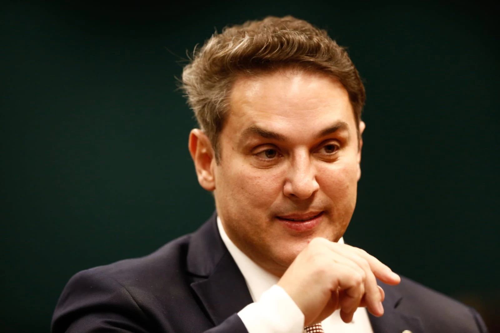 Para líder da oposição, fala de Fux “destrói teatro criado por Moraes”