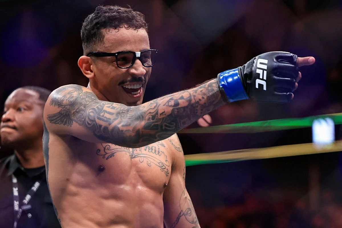 UFC 322: Carlos Prates faz promessa ousada para luta contra Edwards