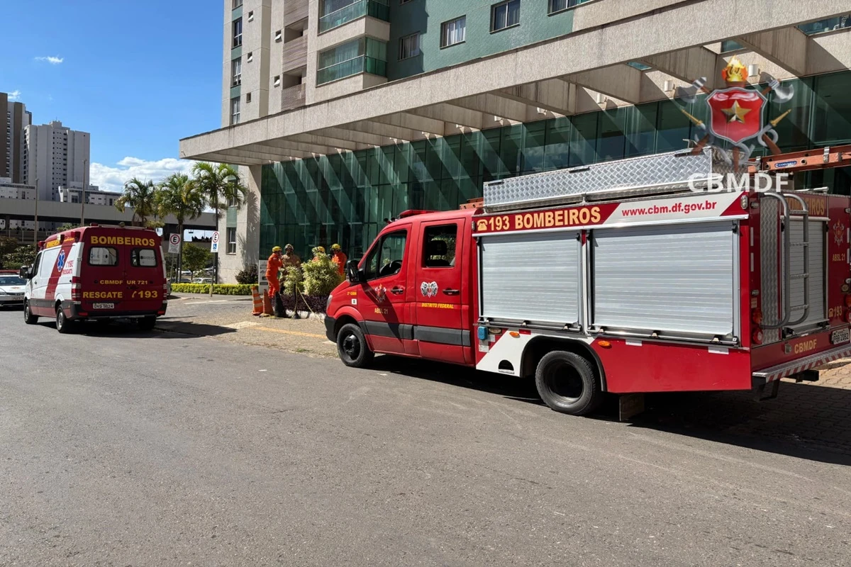 Homem se joga de prédio em Águas Claras para escapar de facada