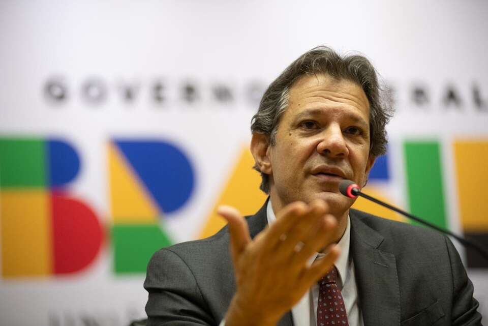 Haddad aposta em ano não eleitoral para tocar a reforma da renda