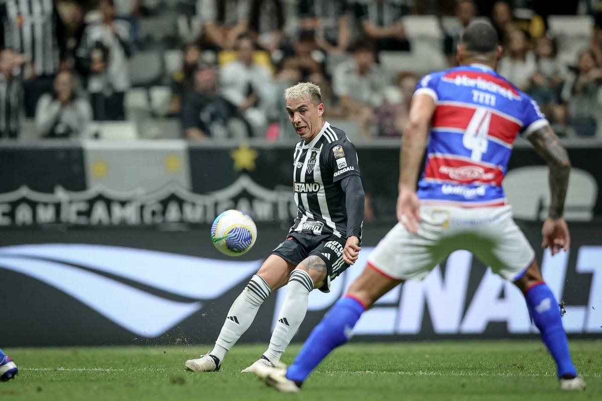 Atlético-MG e Fortaleza se enfrentam em duelo atrasado do Brasileirão