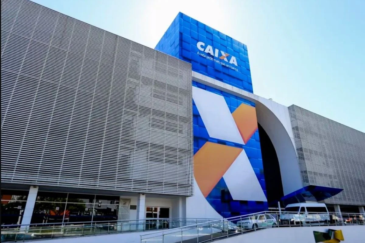Funcionário da Caixa é alvo da PF por fraude milionária com cartões