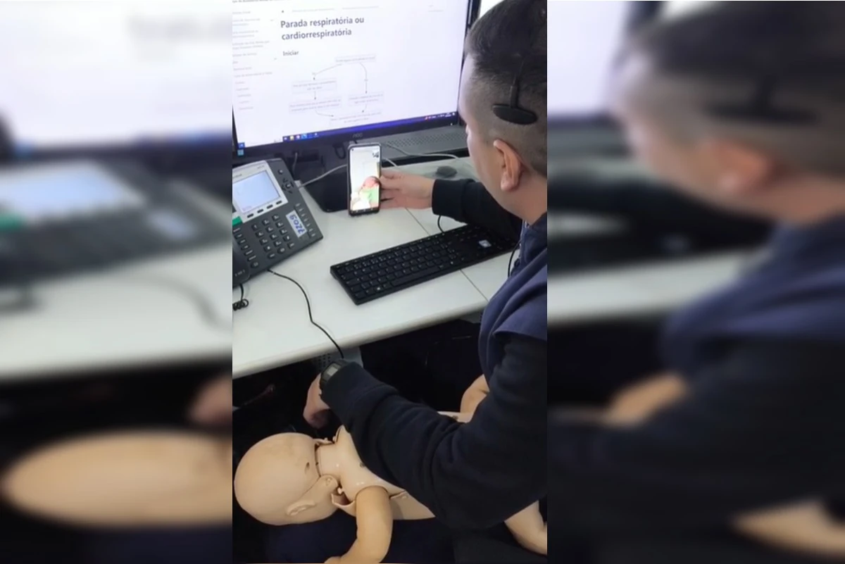 Bombeiros salvam bebê de engasgo por chamada de vídeo; assista
