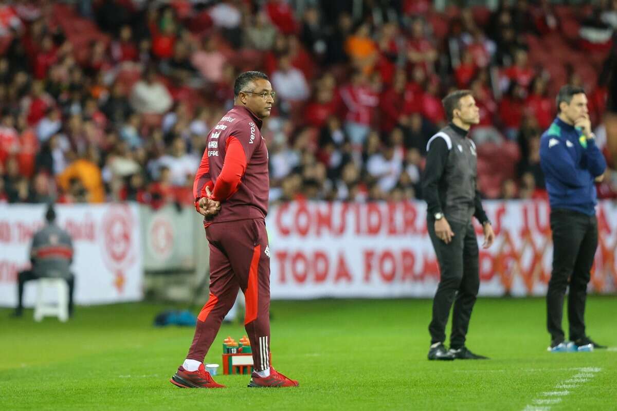 “Equipe muito madura”, destaca Roger após vitória do Internacional