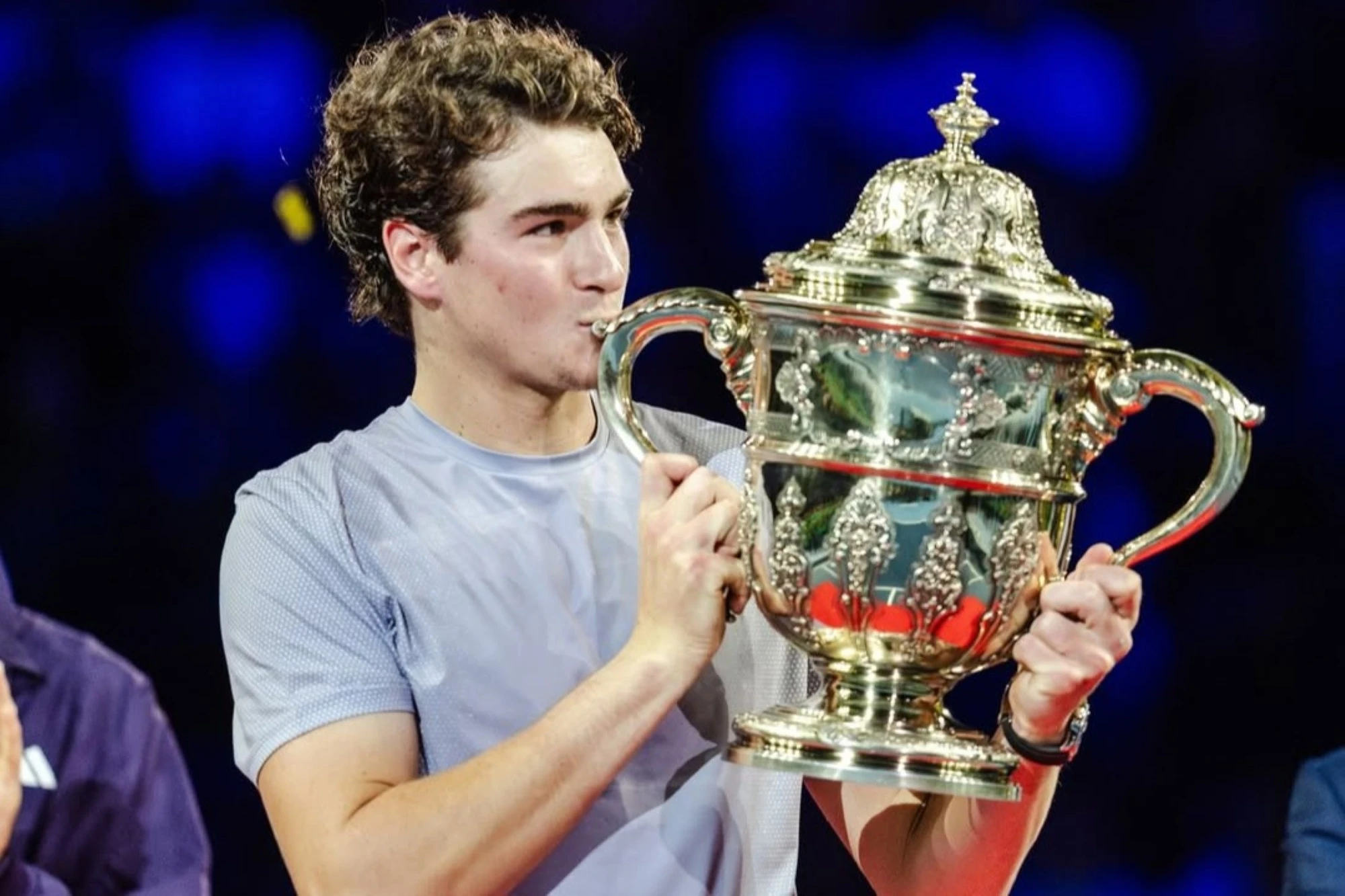João Fonseca estreia no Masters de Paris contra Shapovalov. Confira