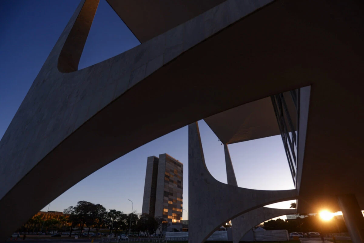 Concursos da Justiça federal: Adicional de Qualificação chega à Câmara