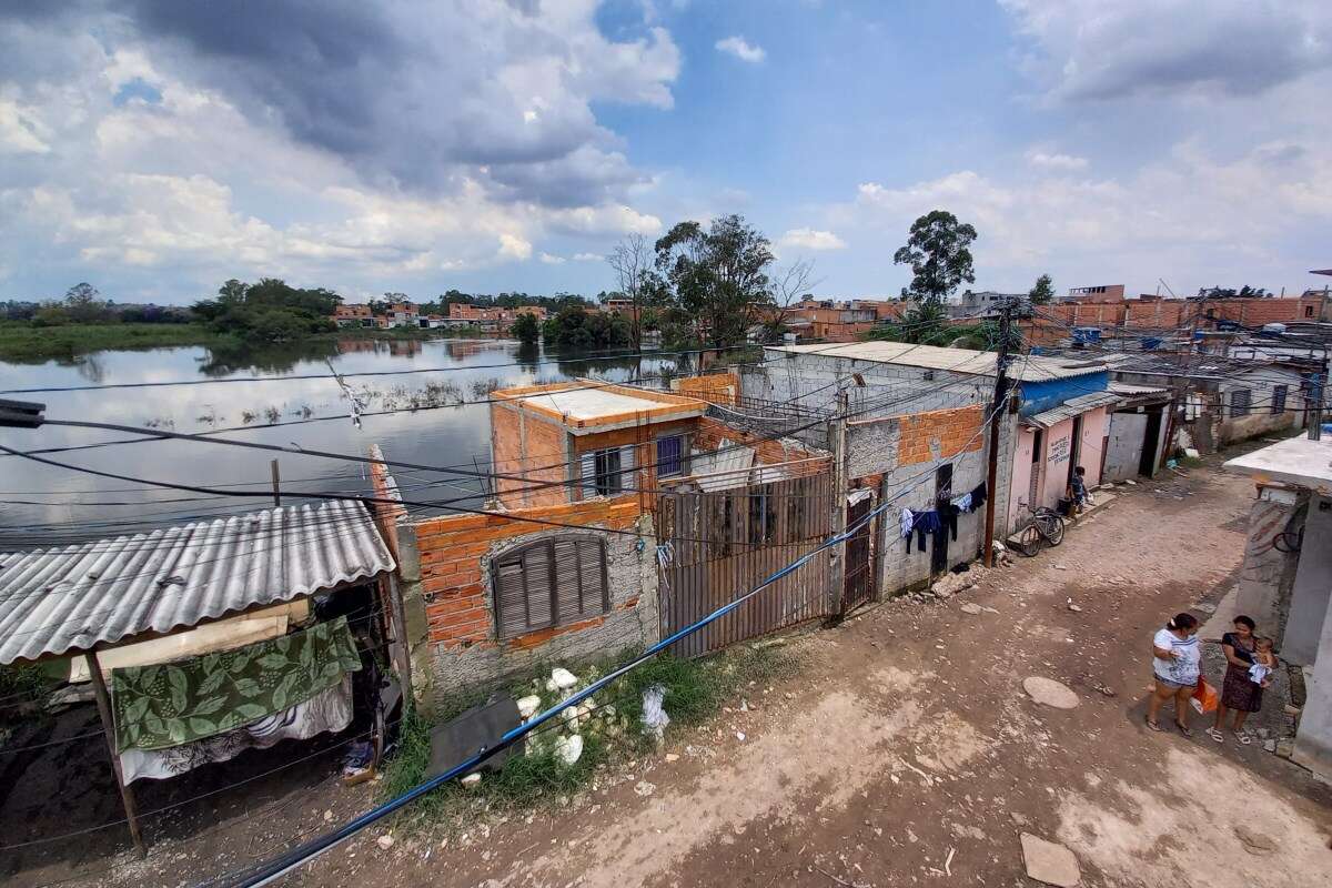 Moradores do Jd. Pantanal reclamam de cobrança de IPTU em área alagada