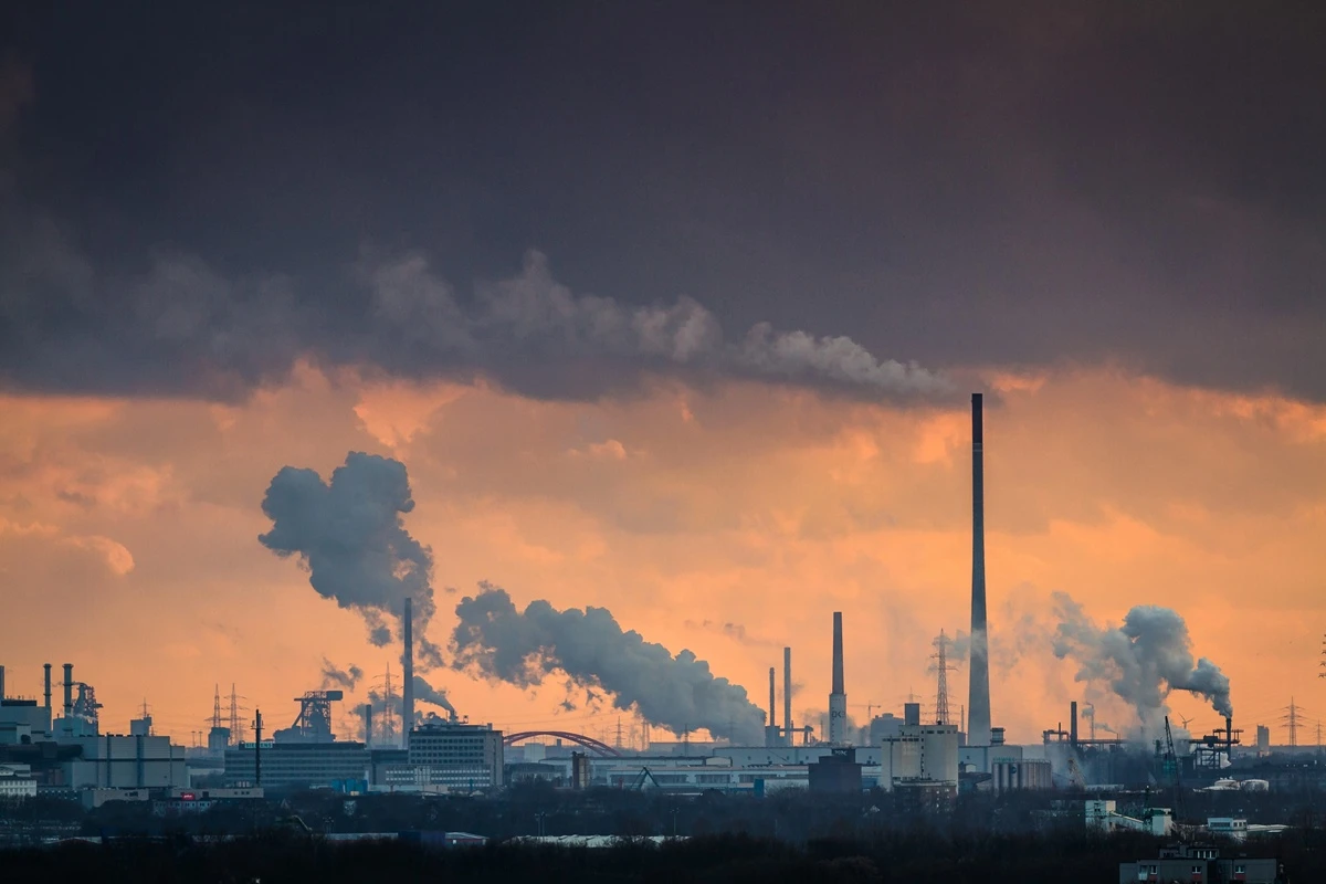 CO2 bate recorde e ONU emite alerta sobre agravamento do clima