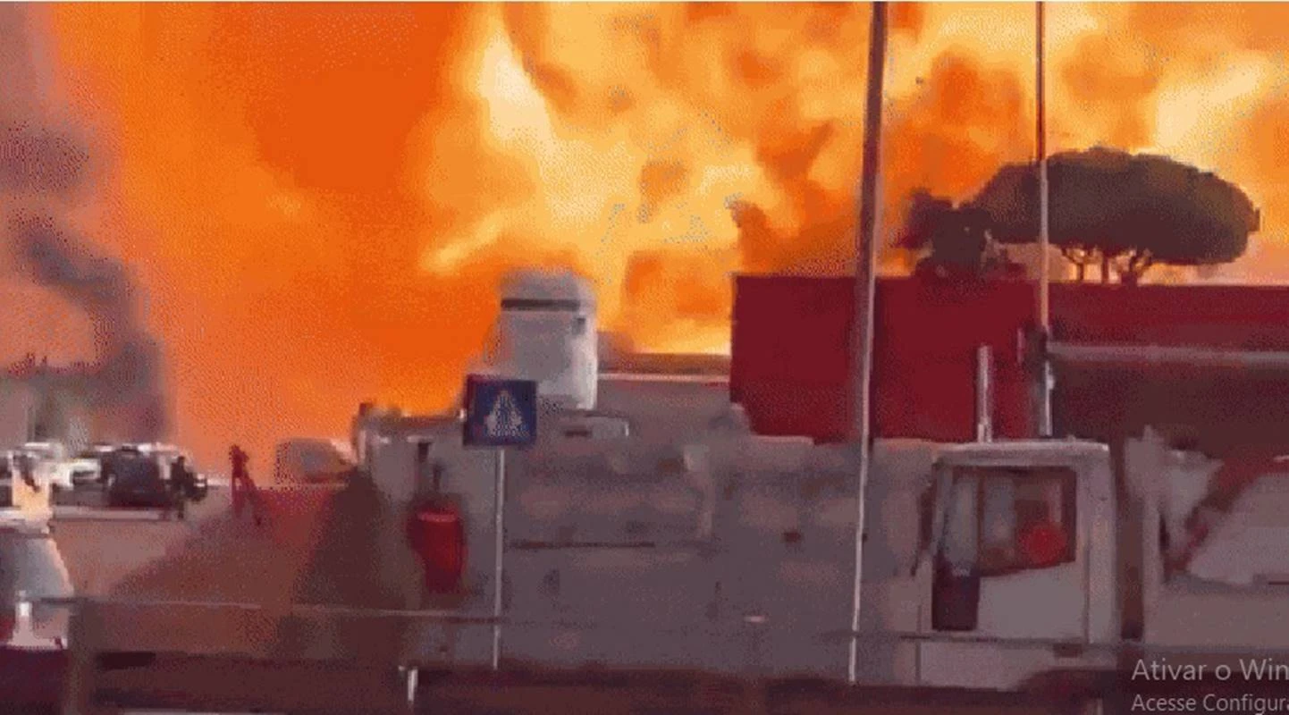 Roma: explosão em posto de combustíveis deixa ao menos 10 feridos; vídeo