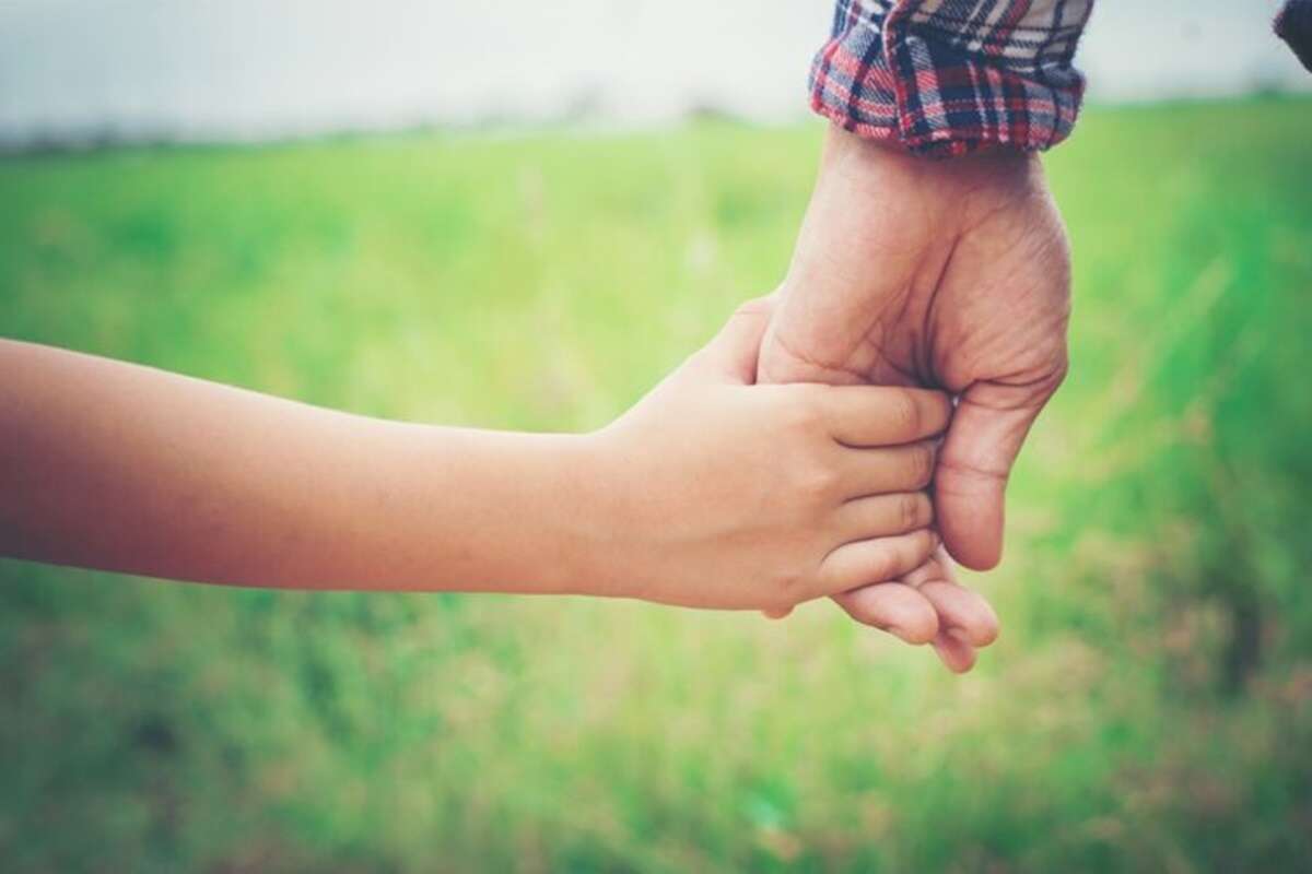 Mãe de bebê sobre exame de DNA errado: “Meu esposo ficou devastado”